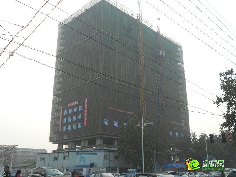 濱河世紀(jì)大廈工程進(jìn)度實(shí)景圖（2013.10.30）
