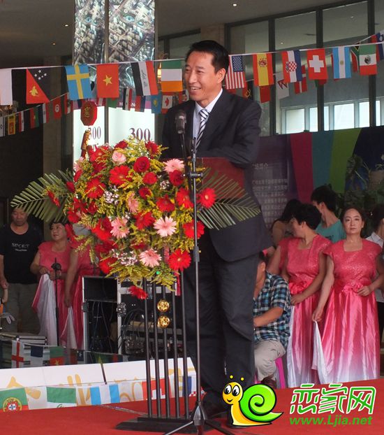 隆泰物業(yè)副總經(jīng)理張忠知講話