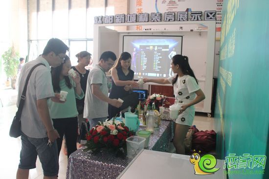 為業(yè)主和客戶們無限供應(yīng)冷飲