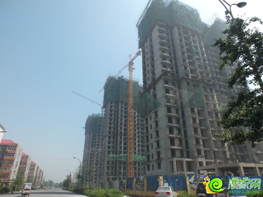 錦玉華庭二期實(shí)景圖（2014.07.21）