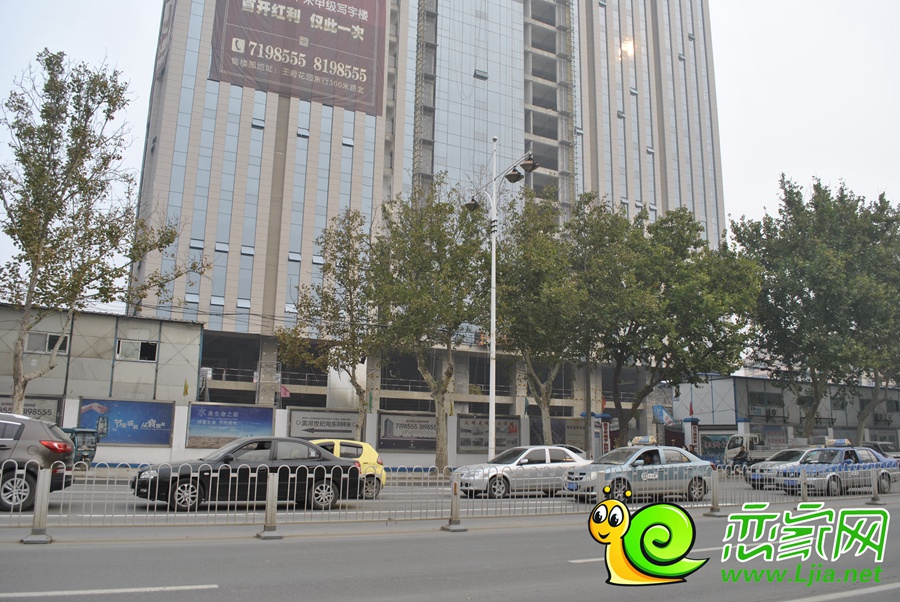 濱河世紀(jì)大廈實(shí)景圖（2014.10.12）