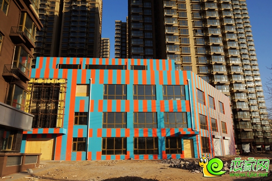 上都名苑小區(qū)內(nèi)正在建設(shè)中的幼兒園