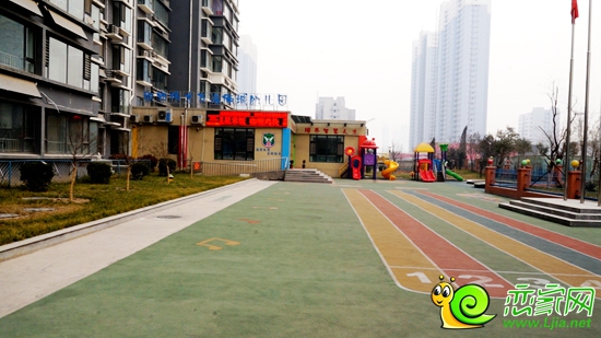 萬浩儷城小區(qū)內(nèi)香港偉才幼兒園