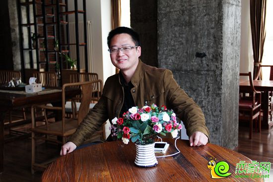 愛瑞達(dá)生活小家電總經(jīng)理胡軍輝和他夫人