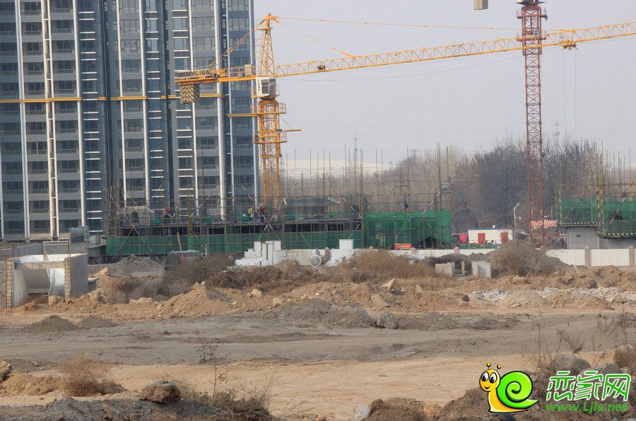 錦繡江南20#樓開始建地上一層（2015.03.14）