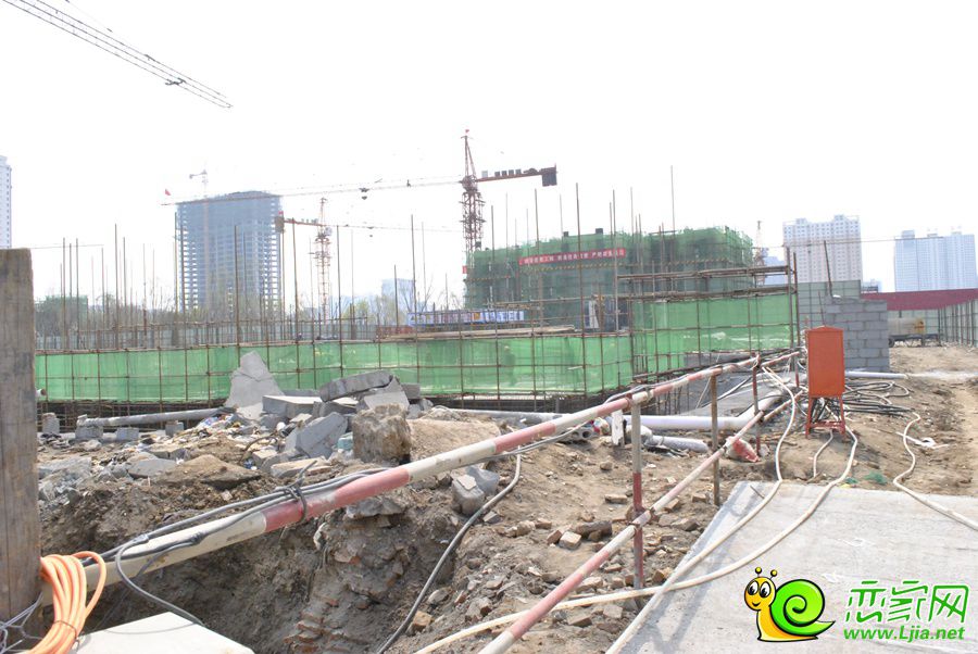 恒大名都工地實(shí)景圖（2015.04.08）