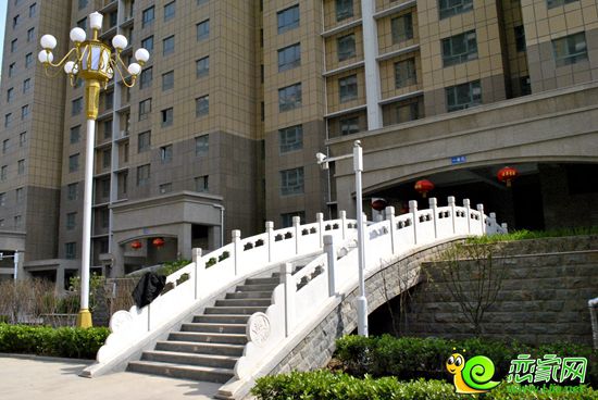 漢成華都小區(qū)單元入口實(shí)景圖