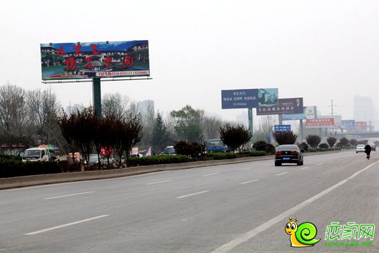 陽光東尚路標(biāo)