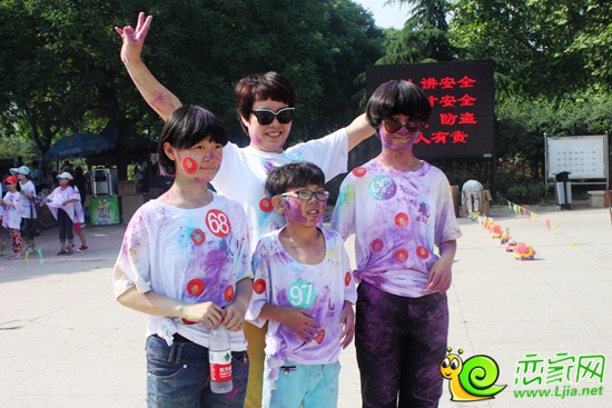 彩虹跑中的小伙伴們