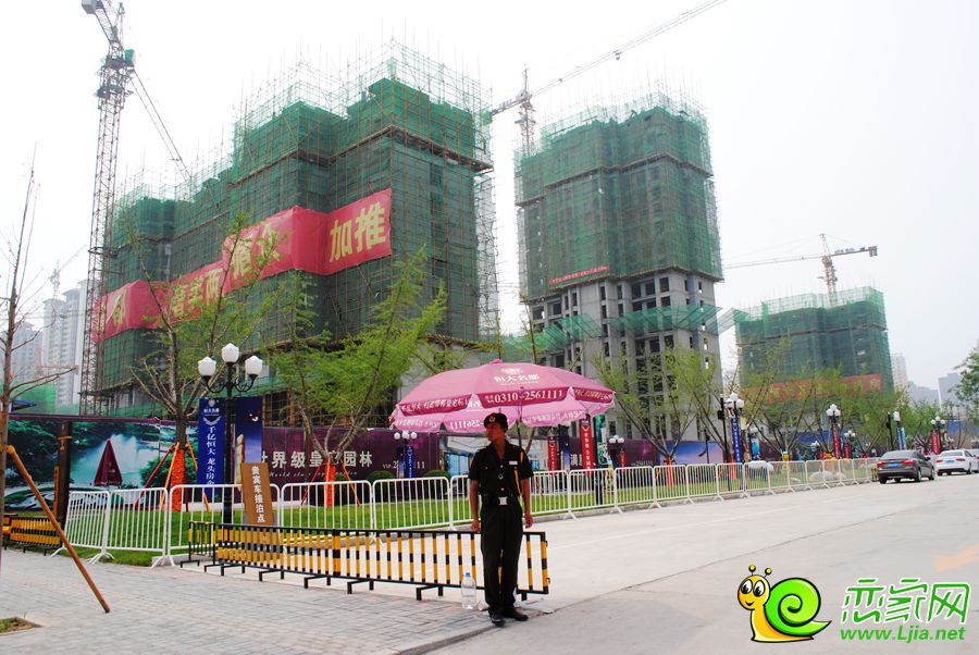 恒大名都工地實(shí)景圖（2015.06.28）