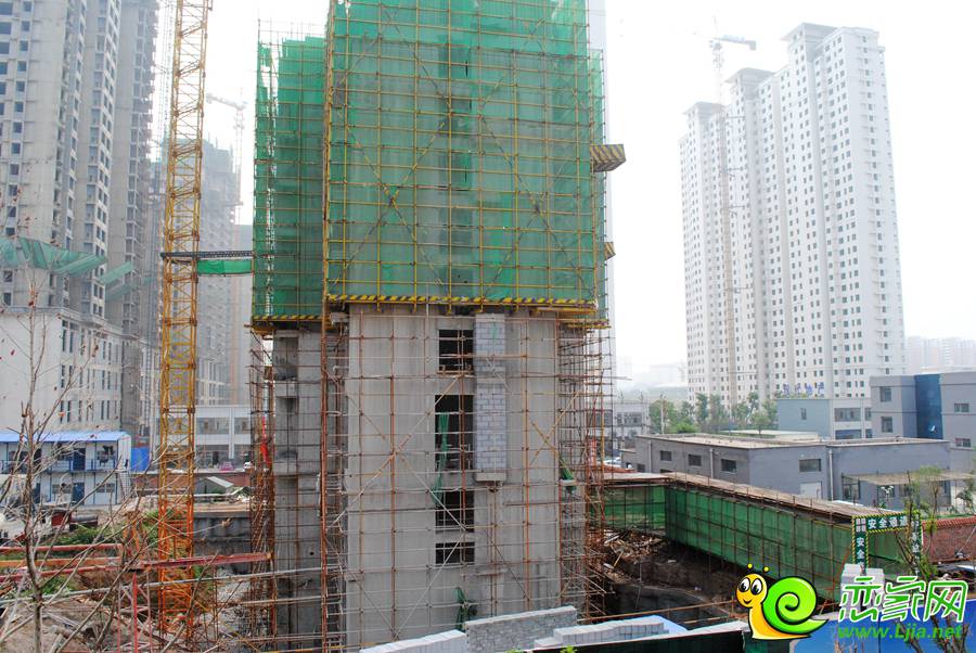 恒大名都5#實(shí)景圖（2015.06.28）