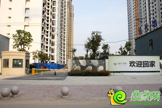 現(xiàn)代奧城西門實(shí)景圖