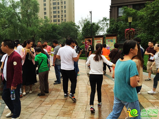 美的城客戶進入園內(nèi)開始尋寶