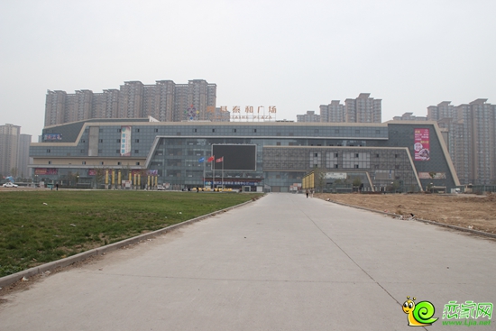 隆基泰和廣場(chǎng)實(shí)景圖