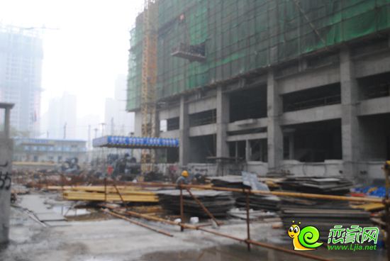 鉑爾縵國(guó)際公館施工現(xiàn)場(chǎng)