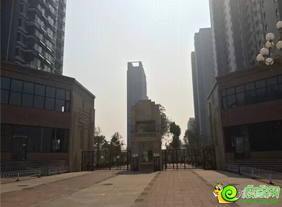 萬浩儷城社區(qū)實景圖