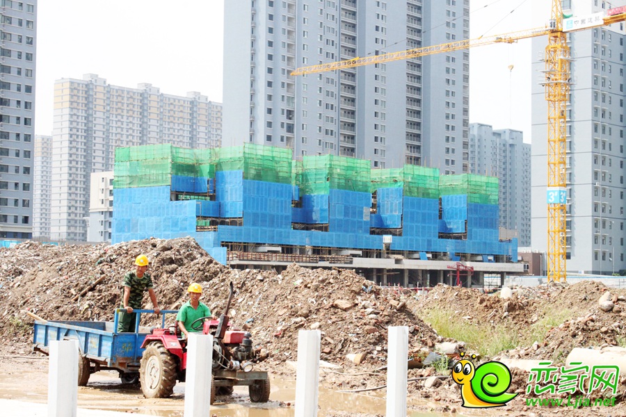 萬(wàn)浩儷城東區(qū)3#樓火熱施工現(xiàn)場(chǎng)