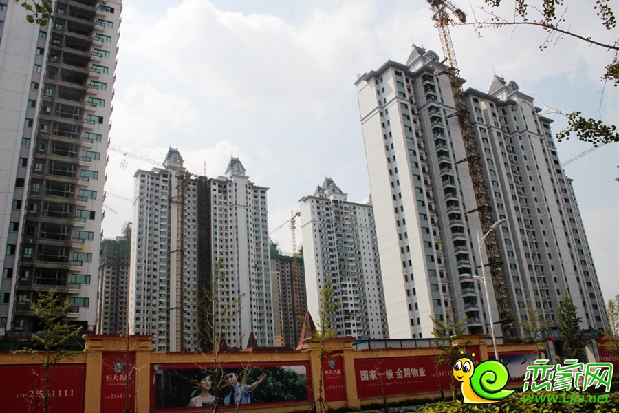 恒大名都樓盤實(shí)景圖（2016.8.28）