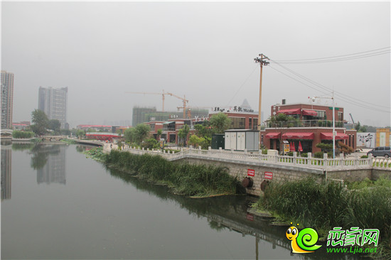 滏陽河沿河酒吧一條街
