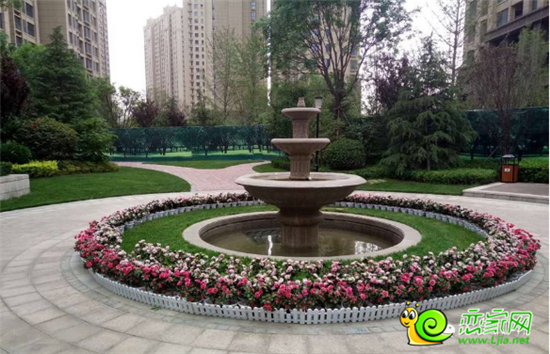 美的城社區(qū)園林實景圖
