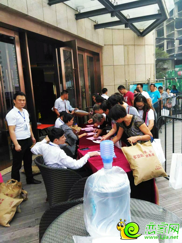 戴斯邯鄲壹號為到訪客戶準備了豪禮