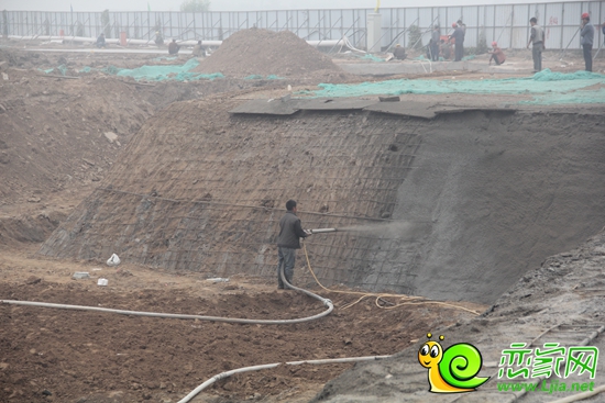 噴建護坡