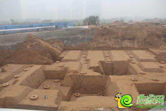 正在建設的地基