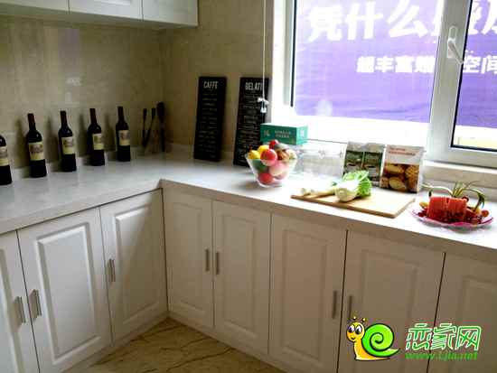 128㎡樣板間的廚房