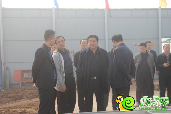 對(duì)未來城施工進(jìn)行具體指導(dǎo)