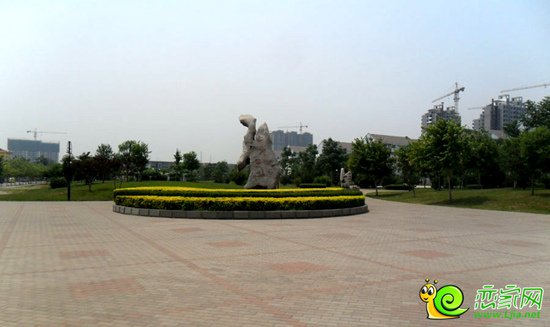 邯鄲古城廣場(chǎng)