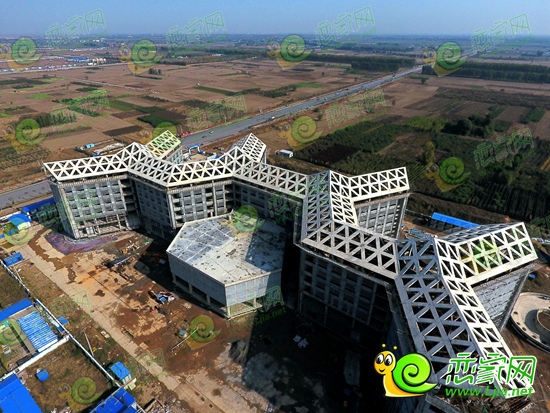 正在建設(shè)中的三大中心
