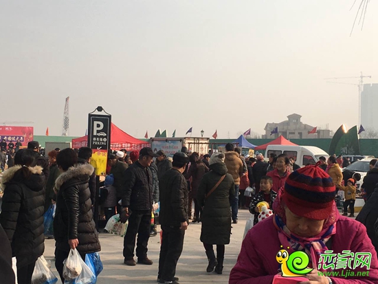 瀾灣趕大集活動現(xiàn)場