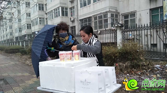 羅蘭春天臘八粥暖心派送