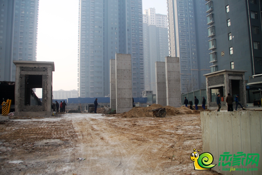 錦繡江南南區(qū)入口實景圖（2017.2.15）