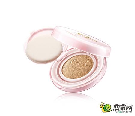 卡姿蘭（Carslan）蝸牛氣墊調(diào)控霜