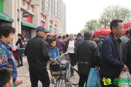 熱鬧的集市