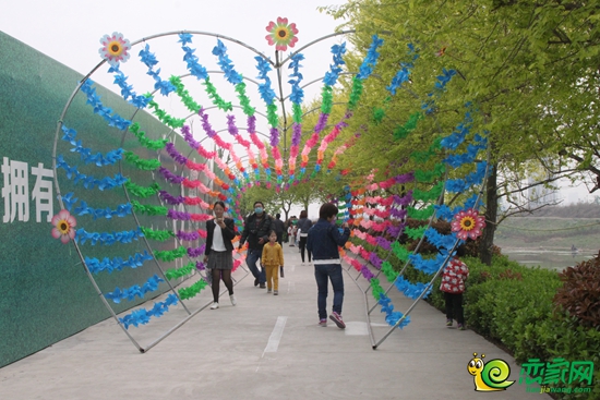 風(fēng)車(chē)長(zhǎng)廊