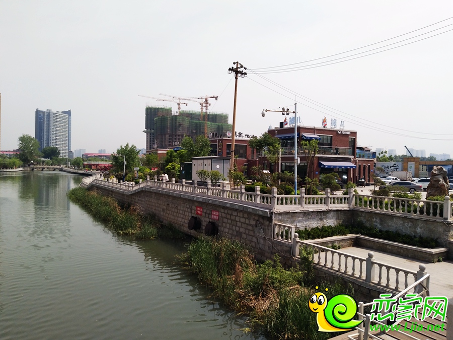 酒吧一條街實景圖