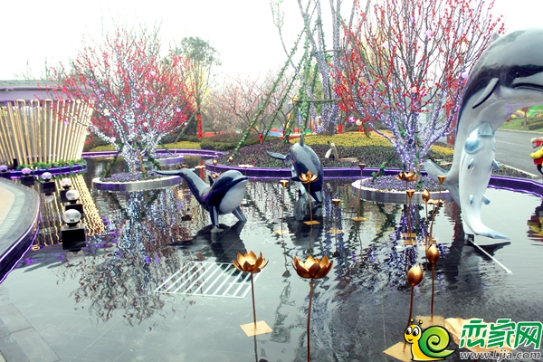 恒大翡翠華庭園林噴泉實景圖