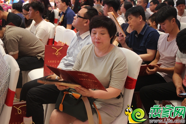 發(fā)布會(huì)現(xiàn)場(chǎng)實(shí)景圖