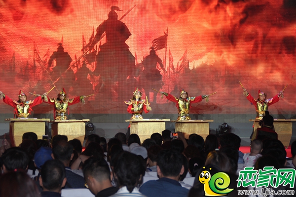 振奮人心的擊鼓表演