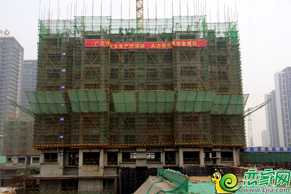 4號(hào)樓建設(shè)至8層