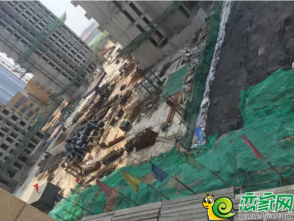 車庫五區(qū)土方開挖